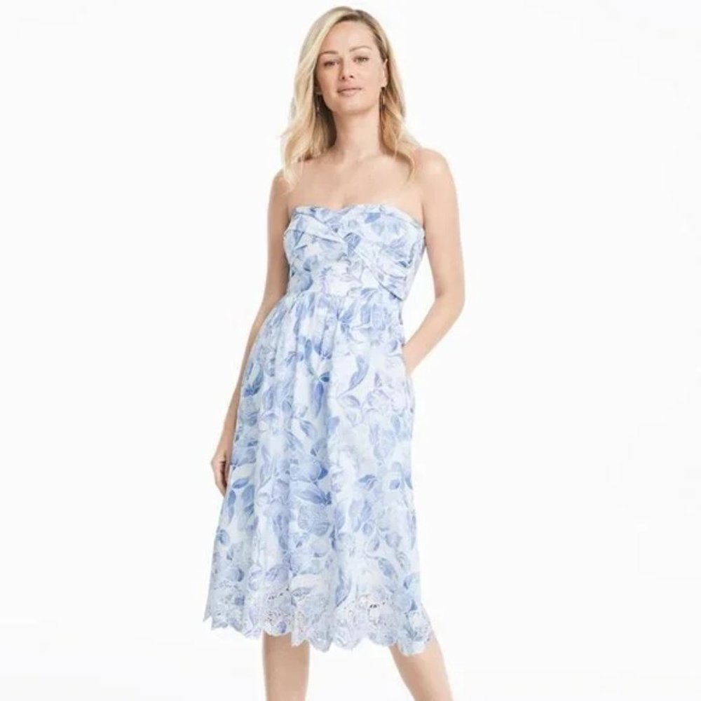 White House Black Market Blue and White Floral Strapless Dress in XS